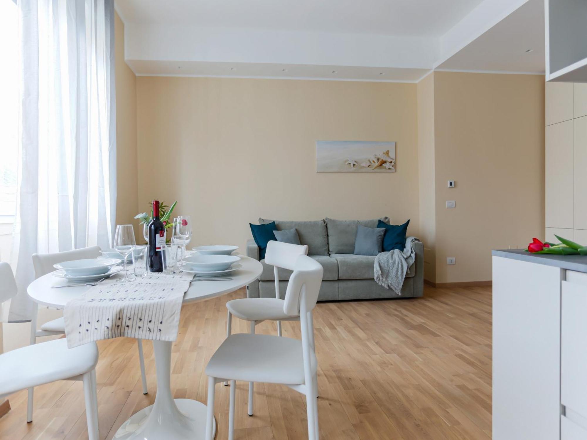 The Best Rent - Bright One-Bedroom Apartment In Corso Vittorio Emanuele II Milán Exterior foto