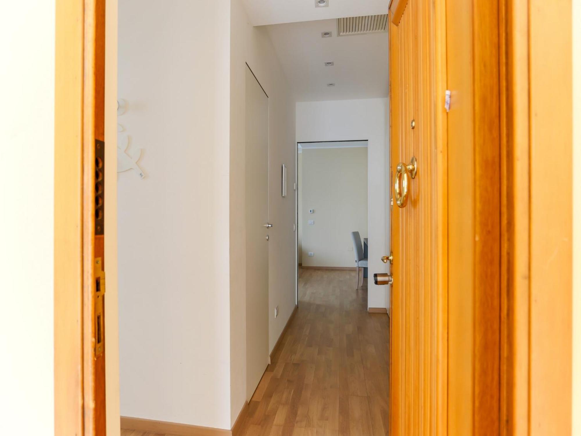 The Best Rent - Bright One-Bedroom Apartment In Corso Vittorio Emanuele II Milán Exterior foto
